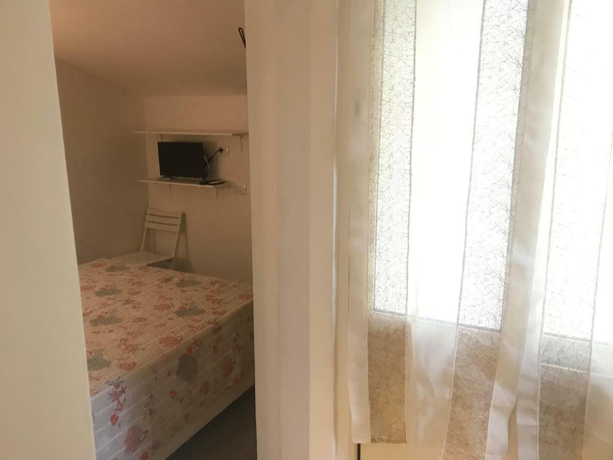 Guest House Montenegro La Spezia Exterior photo